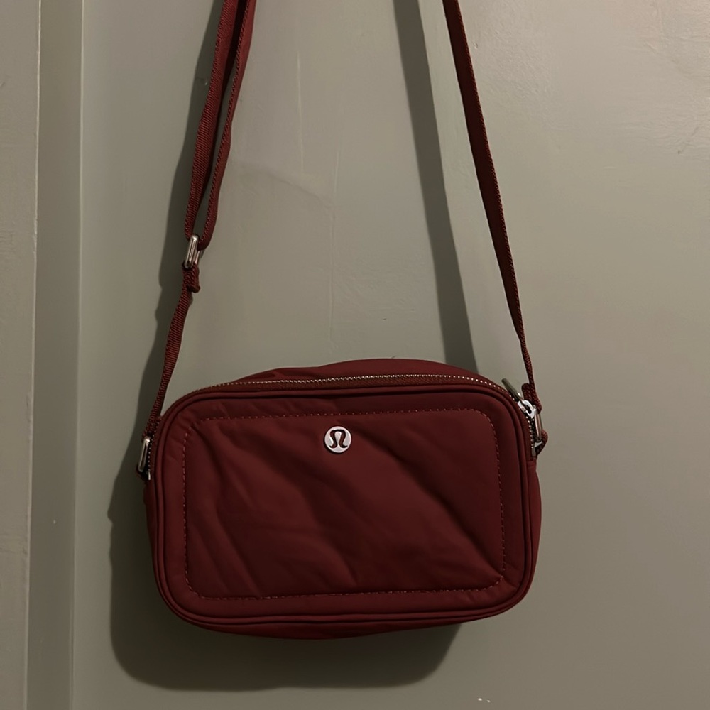 LULULEMON maroon crossbody bag
